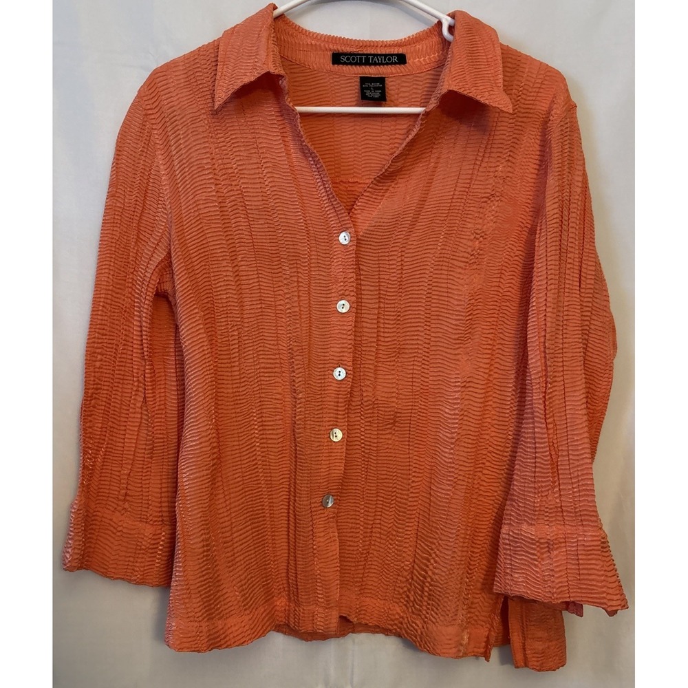 Women Coral Plisse ButtonUp Blouse L Ditsy Pleated Chiffon Boho Minimalist NWOT